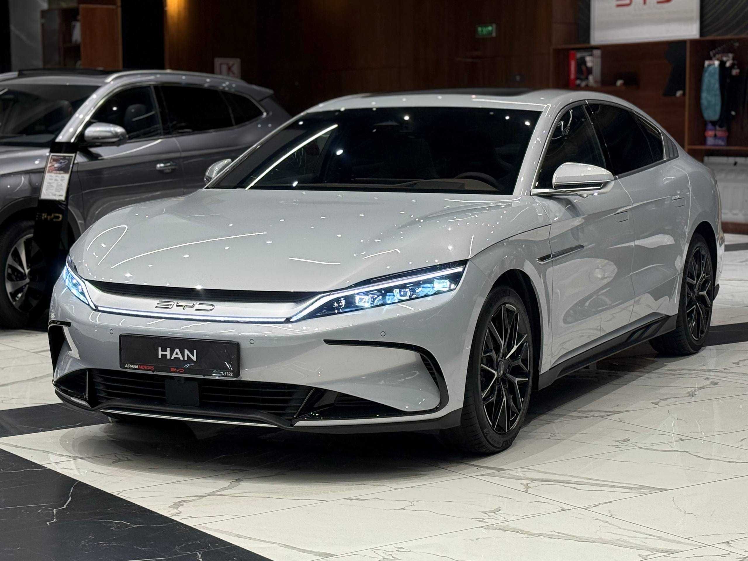 BYD XAN  AWD 610KM Flagship 2025  narda grey