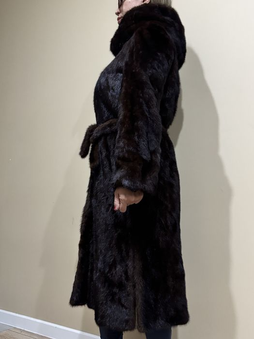 Норковая  шуба в отличном состоянии