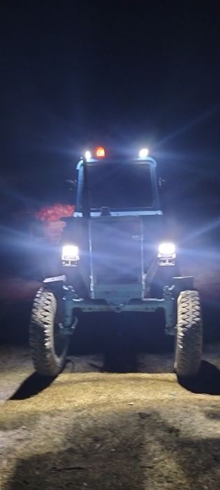 Мтз 80 все есть документ отлична работаеть