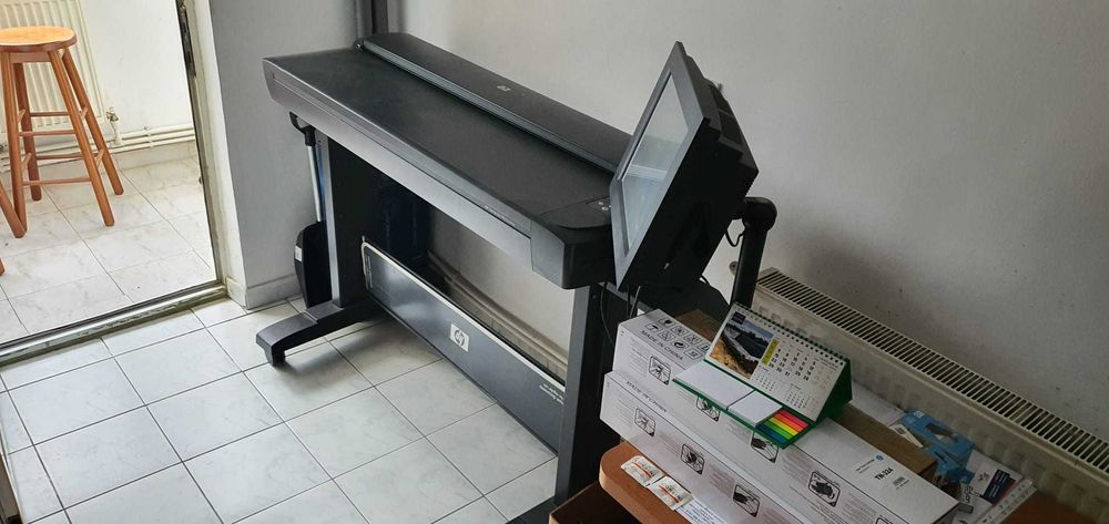 Scanner profesional HP DesignJet HD CQ654A