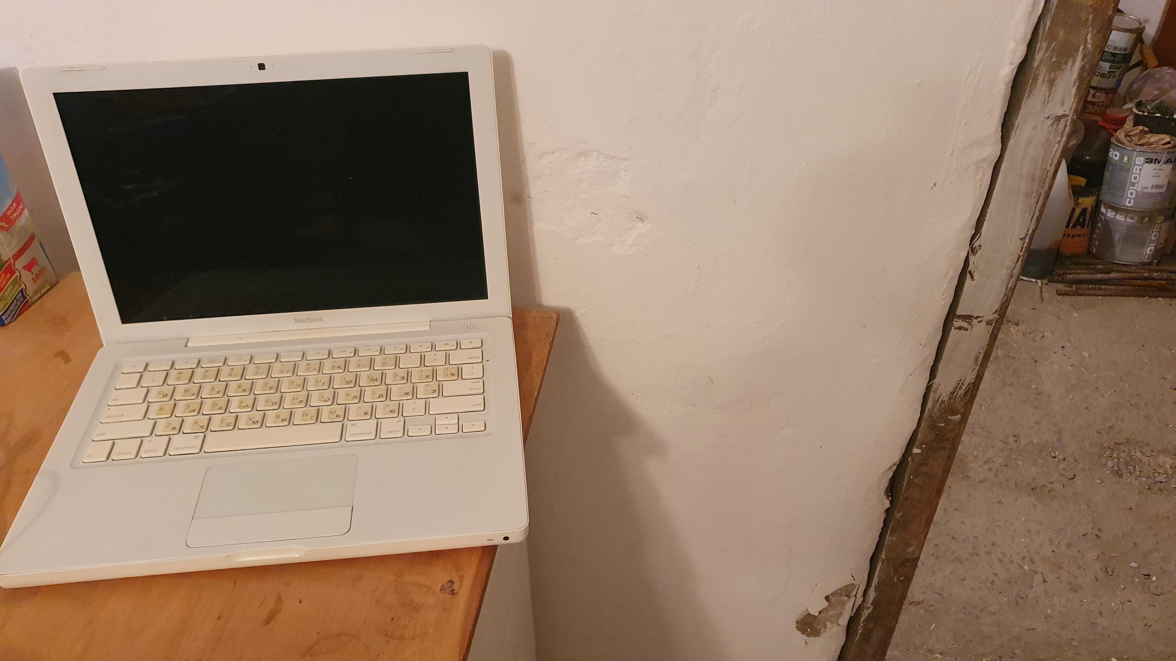 Макбук Macbook 2011г.