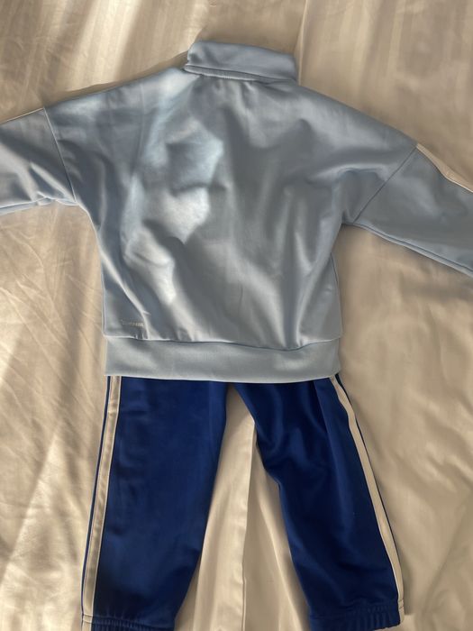 Trening Adidas bebeluși