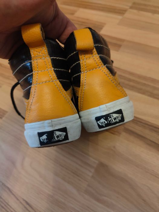 Adidasi Vans nr 31.5