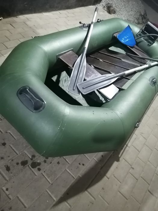 Продам лодку Аргонавт 260