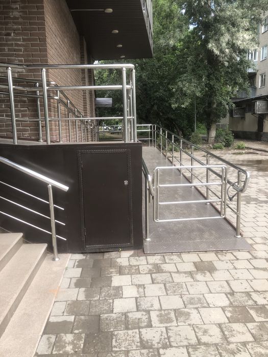 Изготовление и монтаж Перил из нержавеющей стали