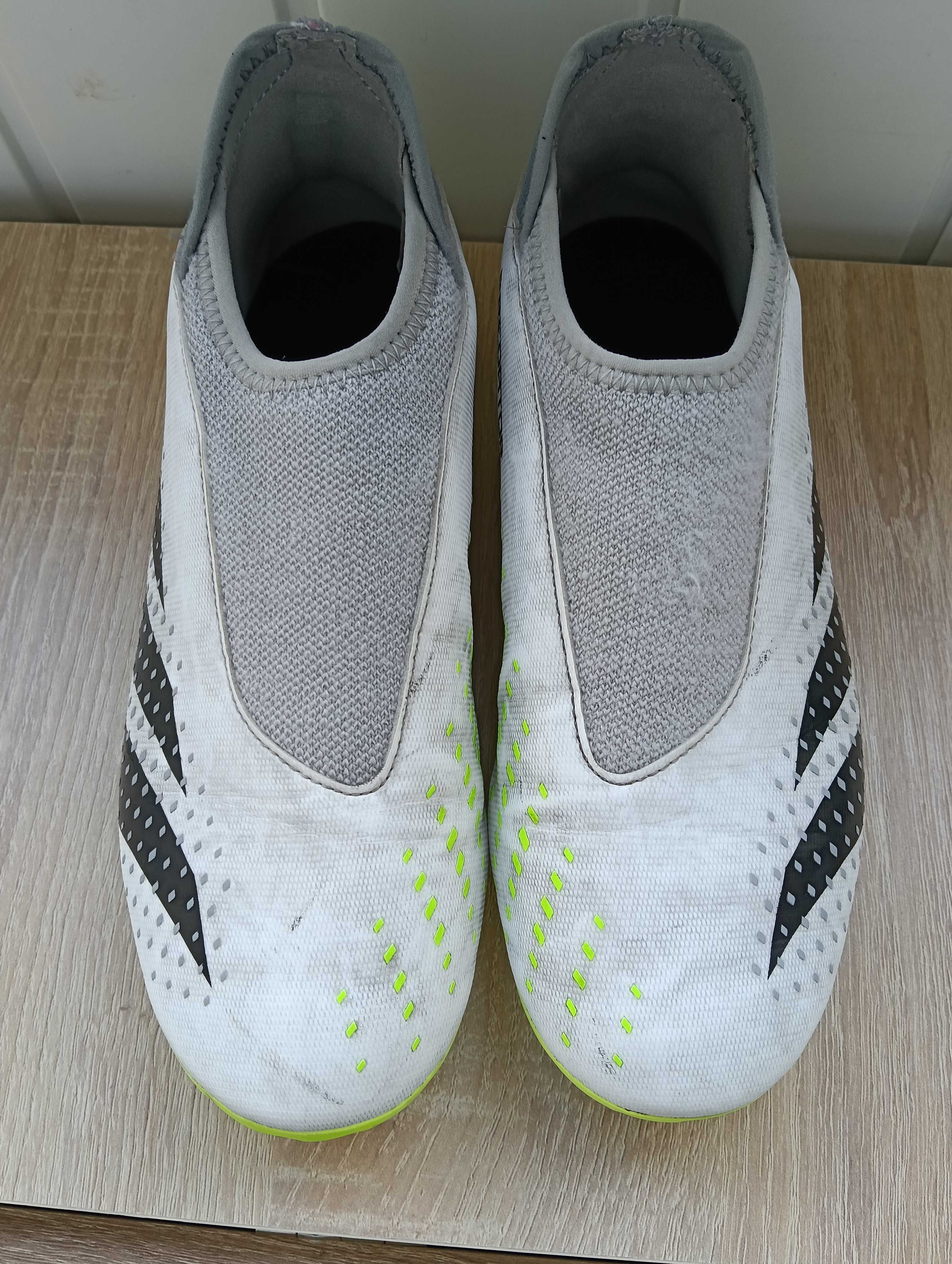 Футболни бутонки Adidas Predator