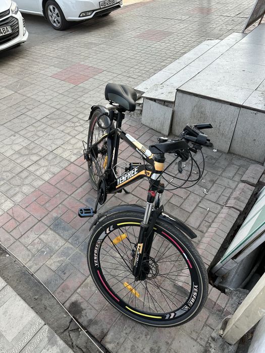 Velosiped spartivniy