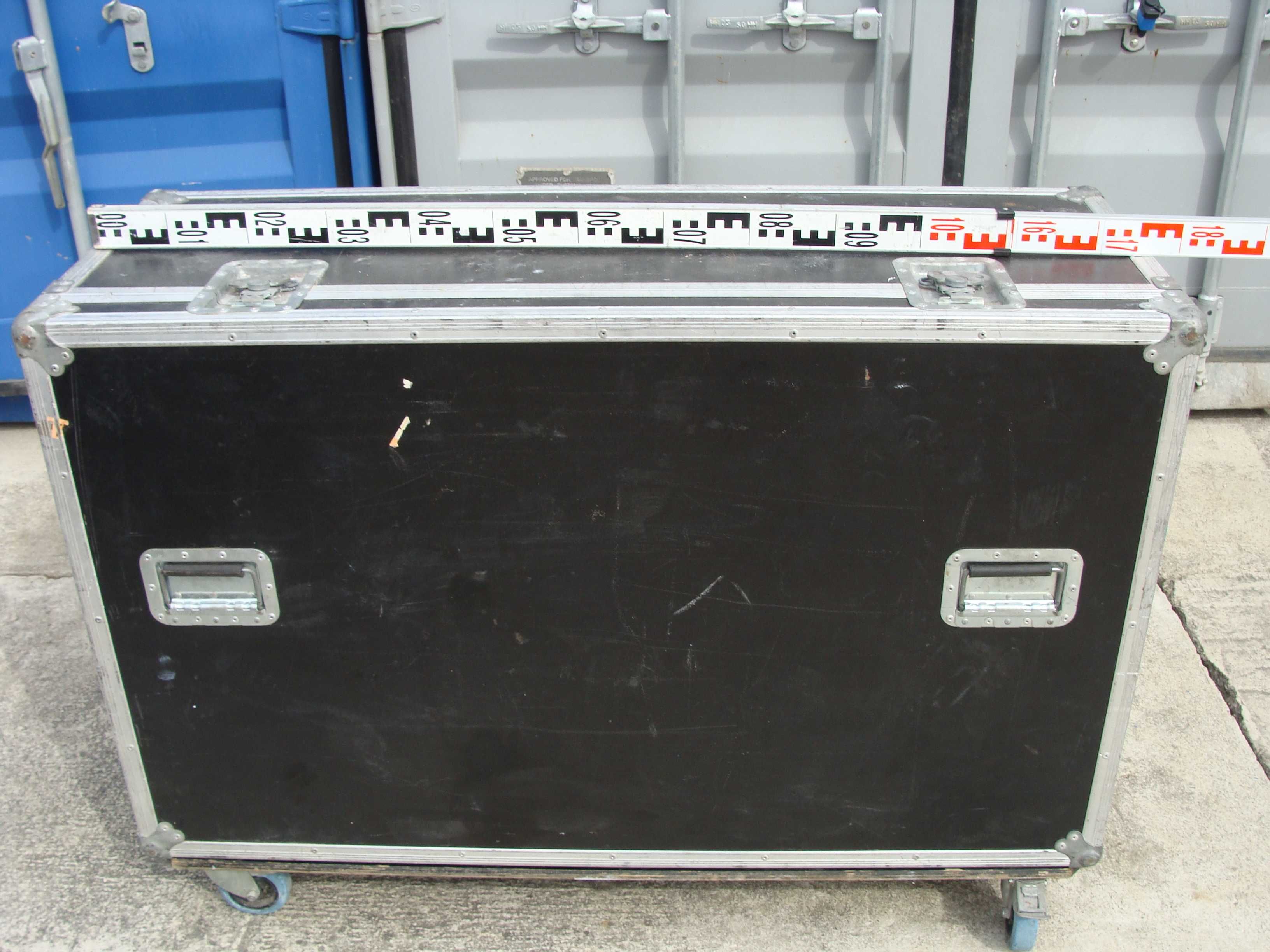 rack case boxe, cabluri, echipamente audio