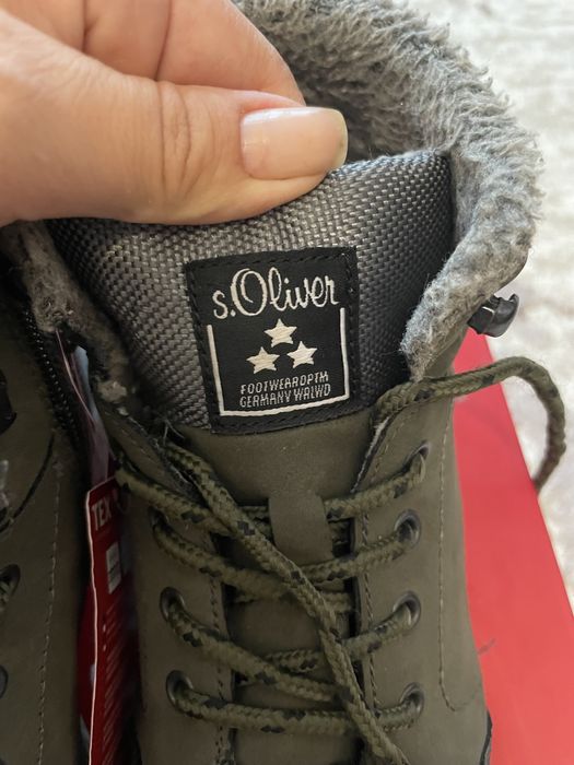 Vând ghete de iarna  pentru copii S Oliver.