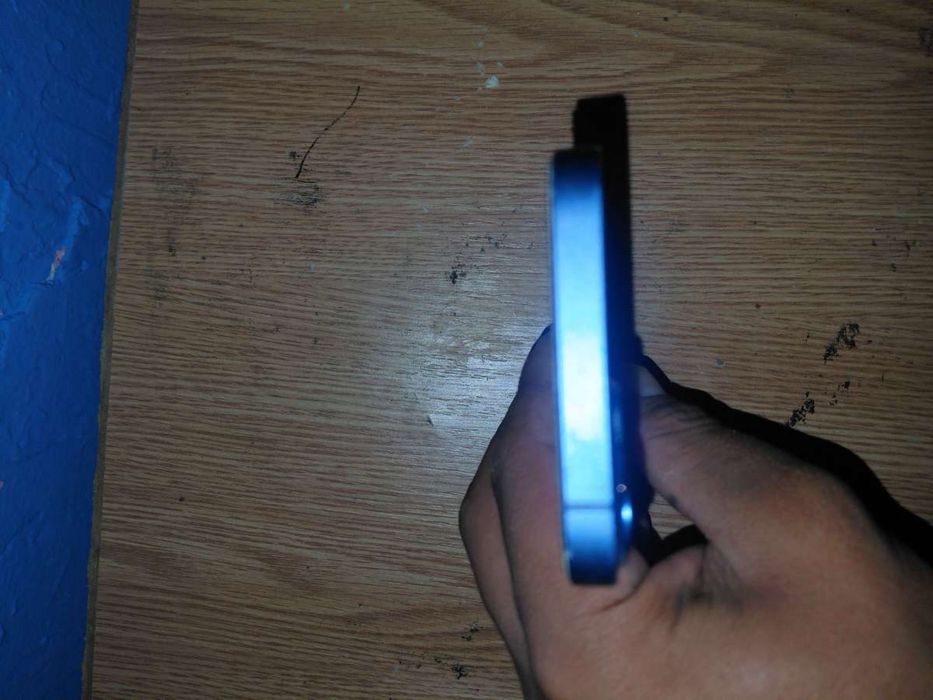 Iphoneeeeeeeeeee