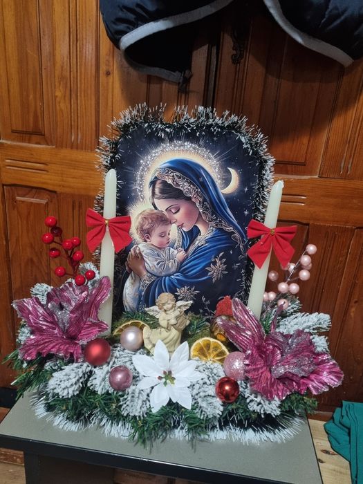 Ornamente disponibile