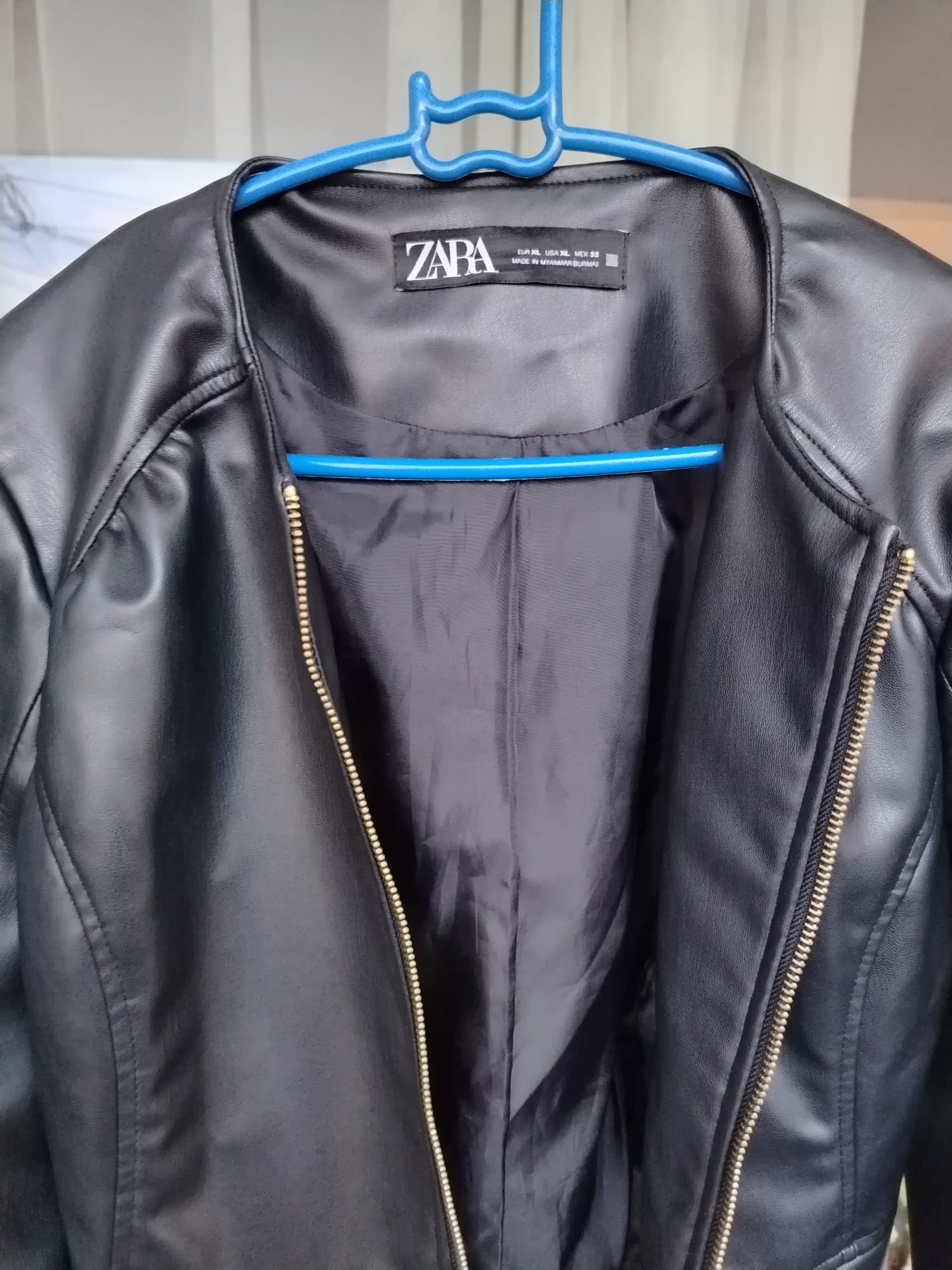 Черно кожено яке ZARA XL