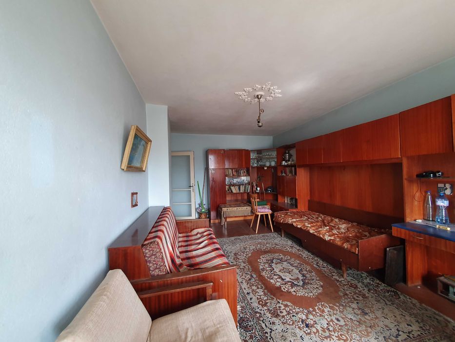 Продава се Двустаен апартамент в Бургас, Славейков - 61 кв.м за 1181 €/кв.м - Снимка #1