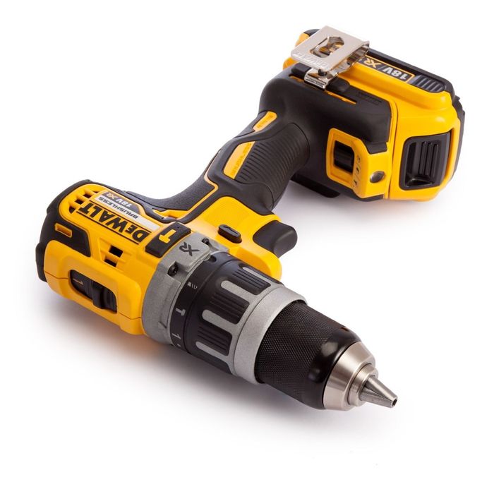 Винтоверт DeWALT DCD796 + 2броя 2,0Ah Батерии , Зарядно и Куфар
