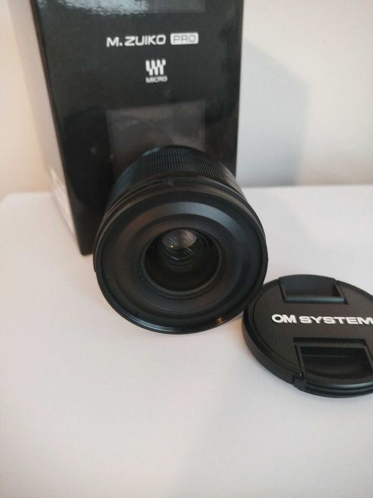 Obiectiv OM SYSTEM 20mm f/1.4 PRO (aproape nou)