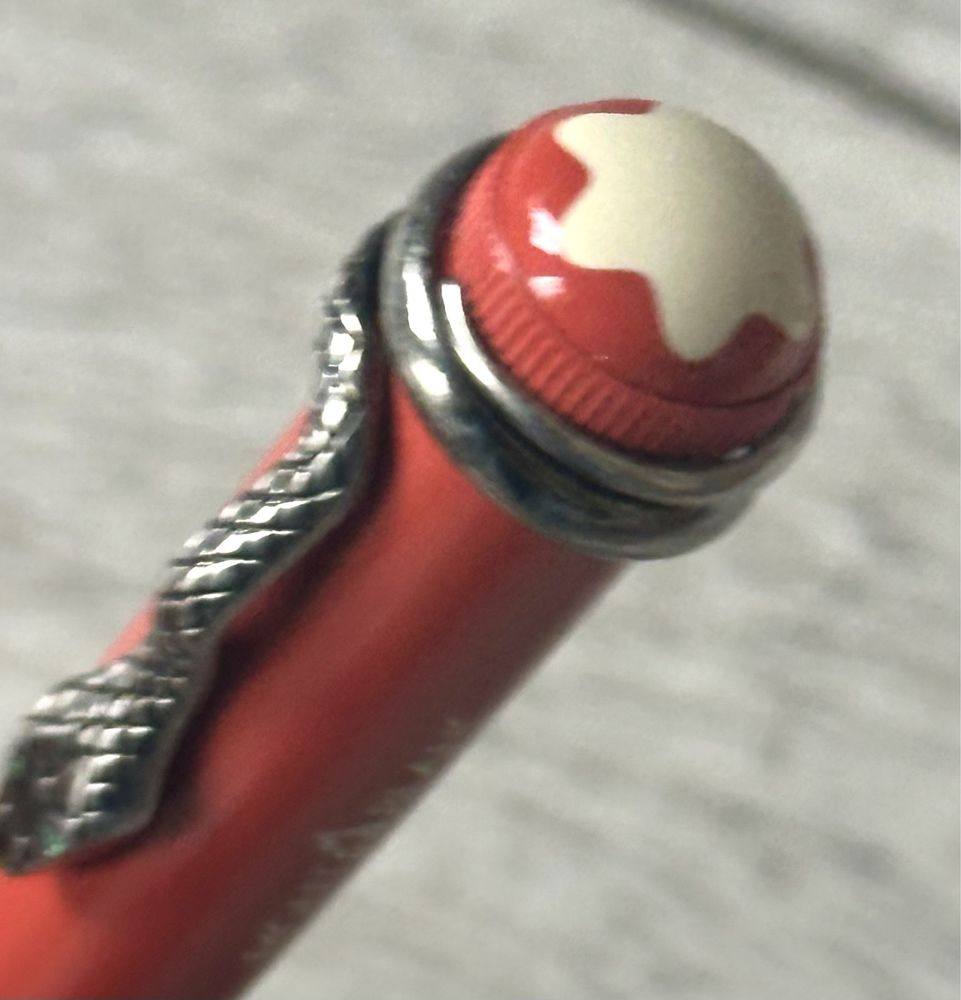 Stilou Montblanc Heritage Collection Rouge Noir Ediție Specială Coral!