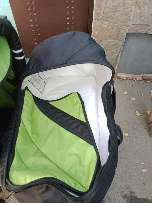 Продам детскую коляску