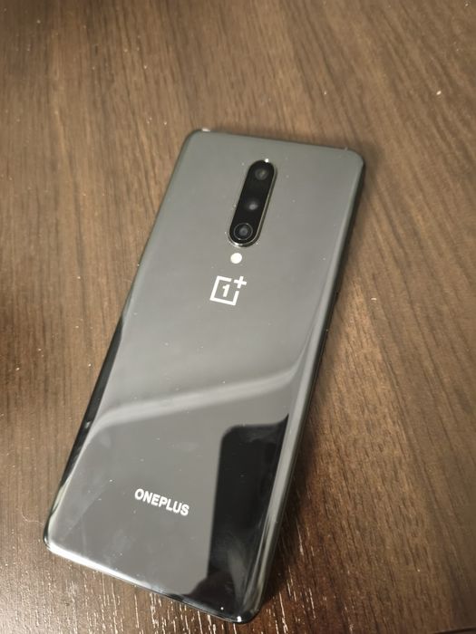 Продам OnePlus 8