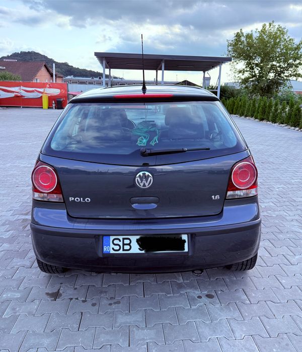 Volkswagen Polo 1,6 BENZINA