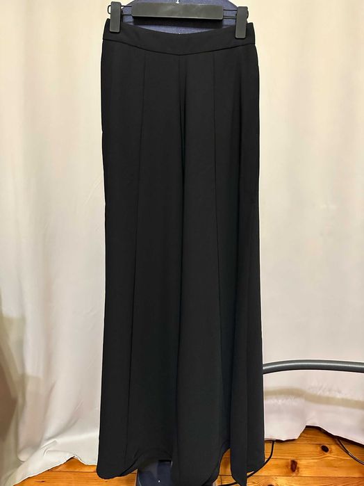 Zara панталон с цепки встрани