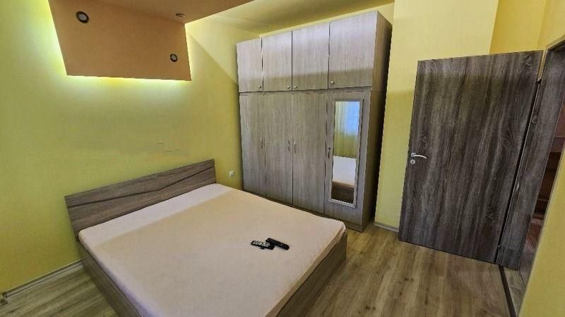 Дава се под наем Двустаен апартамент в София, Надежда 1 - 65 кв.м за 562 € - Снимка #3