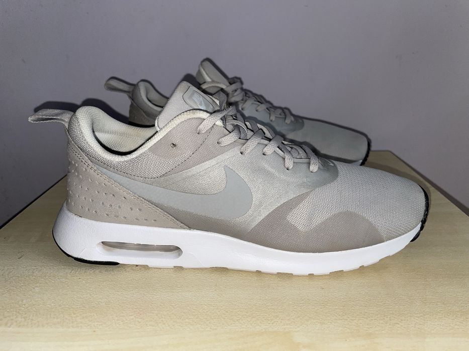 Nike Air Max Tavas 45.5н. 29.5см