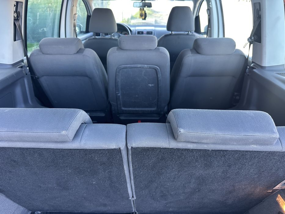 Vw Touran/2014/7Locuri/1.6TDI/6+1Vit-5.990€