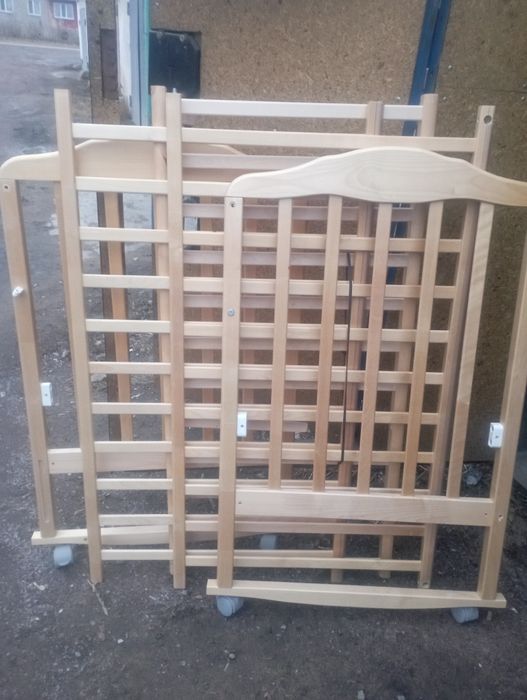 Кроватка детская