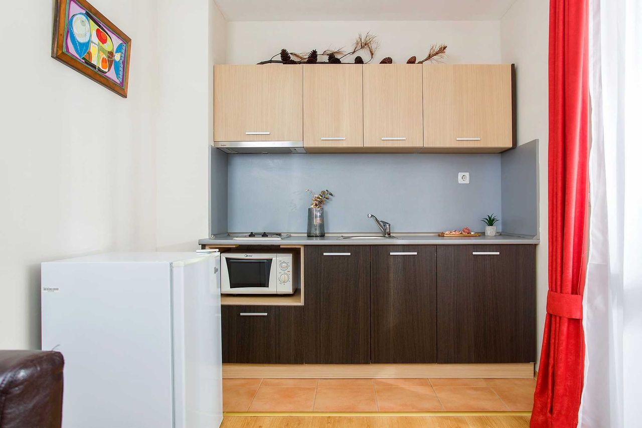 Дава се под наем Двустаен апартамент в к.к. Пампорово - 55 кв.м за 260 € - Снимка #4