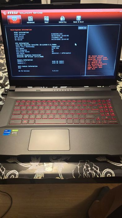Vând 3 laptop-uri unu find de Gaming și cele 2 normale