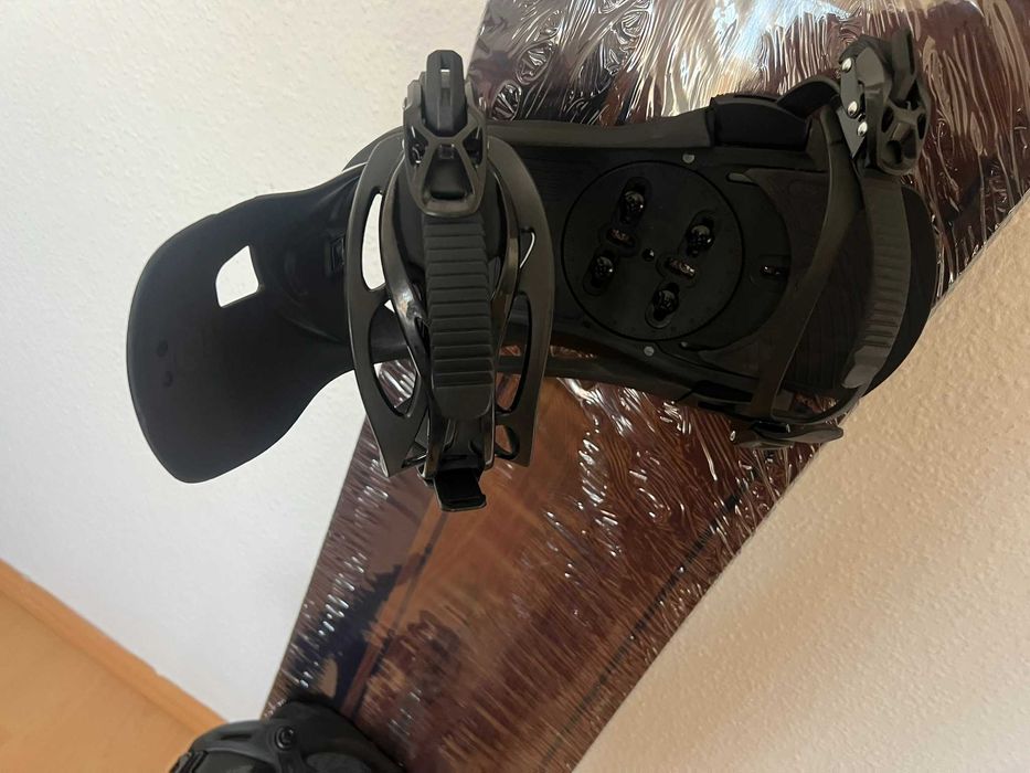 Placa snowboard freeride NOUA Head Powerhouse LYT 168cm cu legaturi