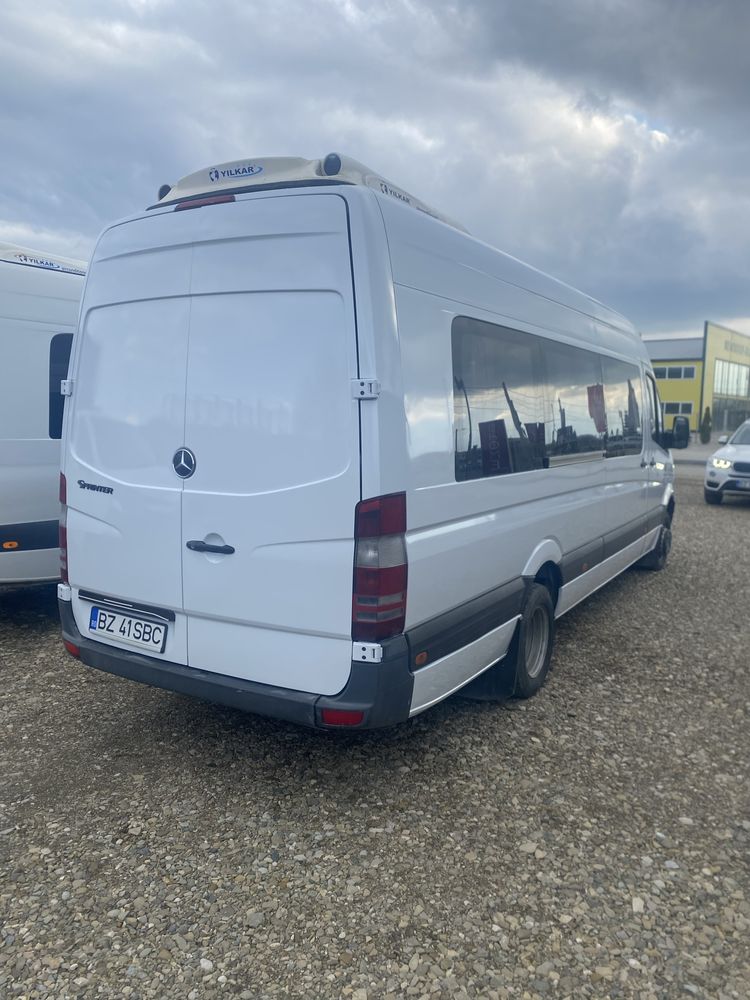 Microbuz mercedes sprinter 516