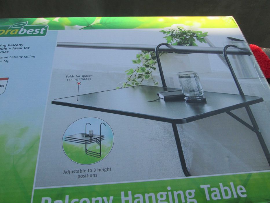 masa pliabila nou  de atarnat