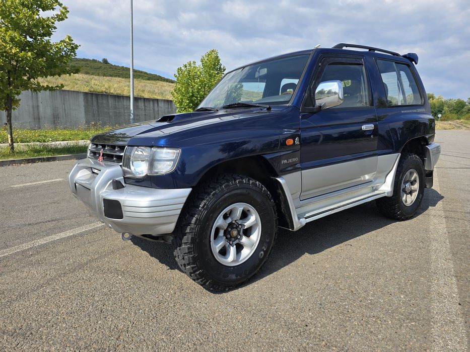 Mitsubishi Pajero GLS 2800