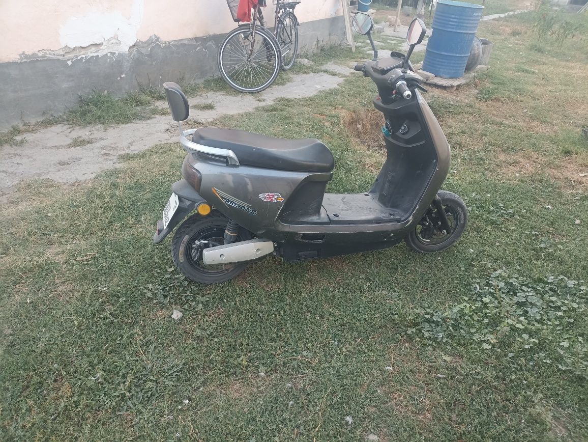 Скутер продаётся