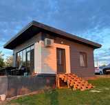 Casa modulara pe structura metalica si panou sandwich termoizolant