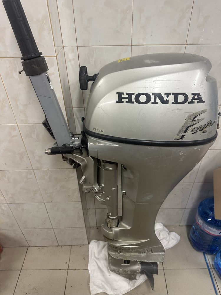Извънбордов двигател HONDA BF10