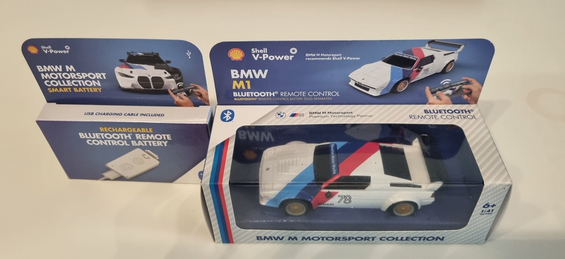 BMW M1 от колекцията на Shell + батерия