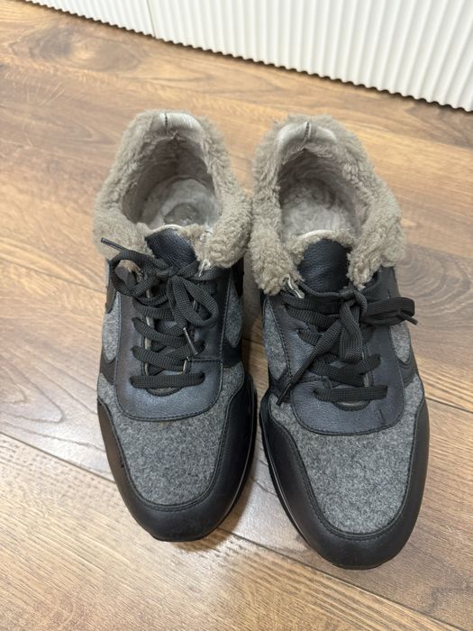 Кросовки женские 39 размер