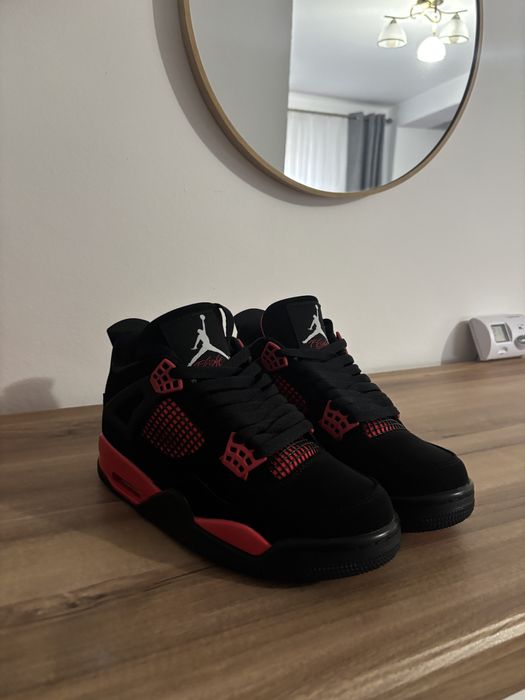 Jordan 4 Red Thunder