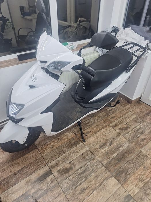 Scuter electric nou an 2005