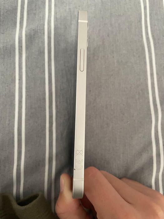 Iphone 12 de vanzare