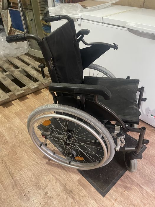 Инвалидная коляска
