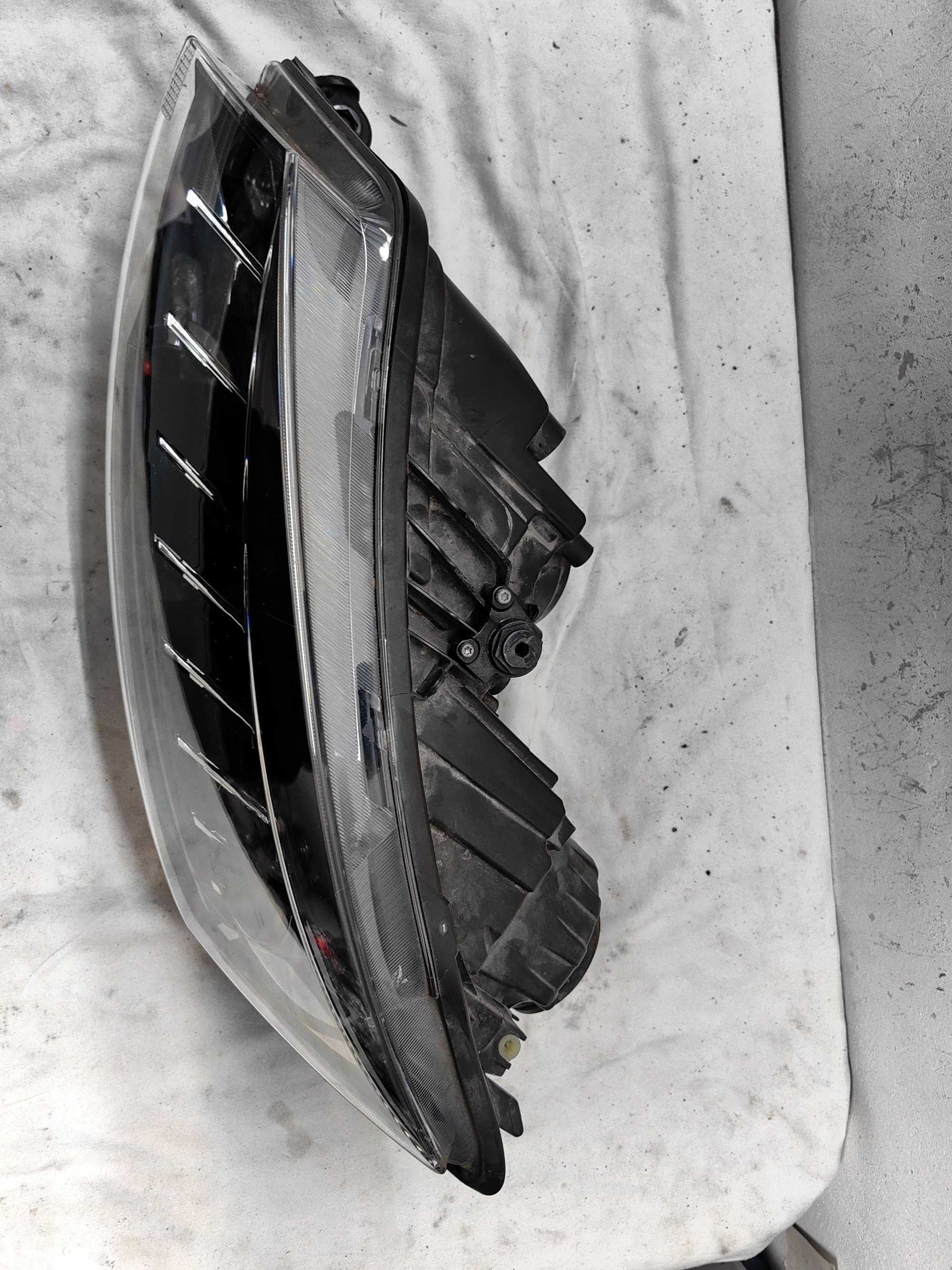 Оригинален фар Шкода Фабия  Skoda Fabia Led