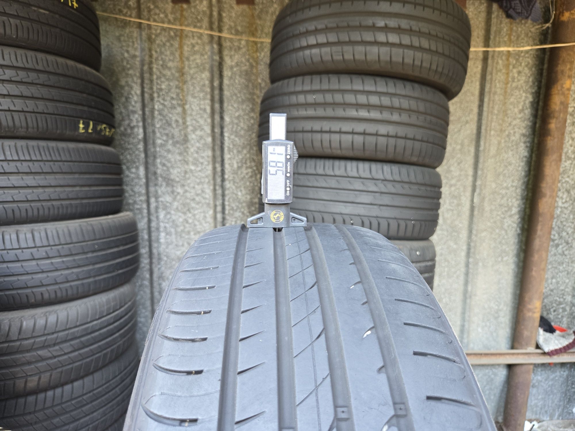 4бр. 225 45 17 Hankook летни.