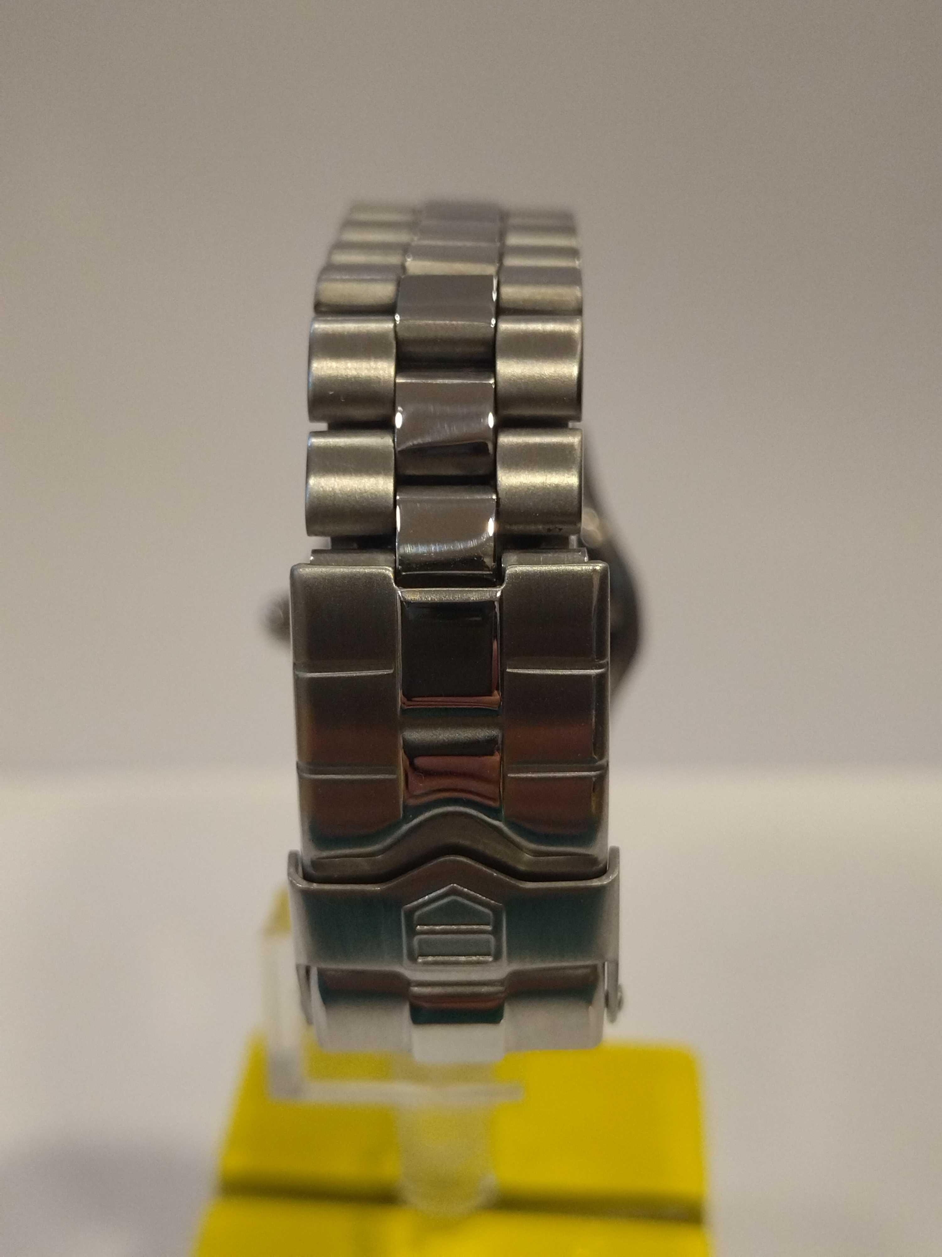 Tag Heuer - Professional - 200 m.