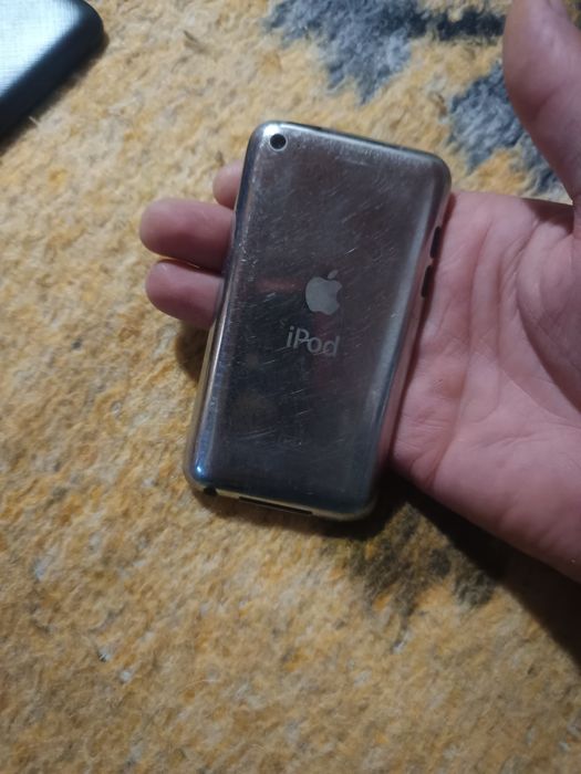 Samsung a03 Samsung A10 ipod defect