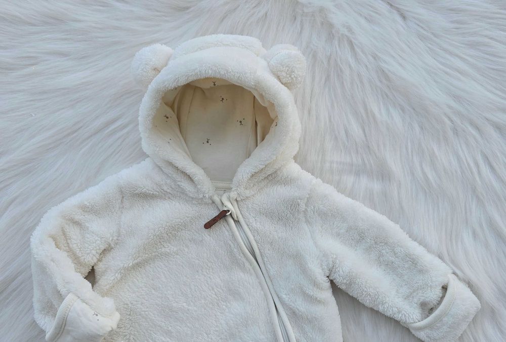 Пухен гащеризон с ушички H&M размер 56см.