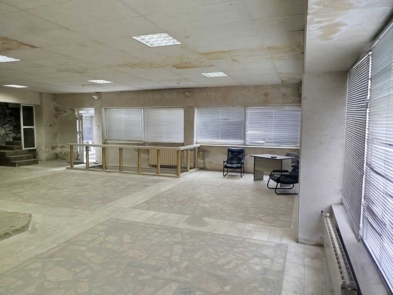Дава се под наем Склад в Пловдив, Въстанически - 240 кв.м за 734.4 € - Снимка #1