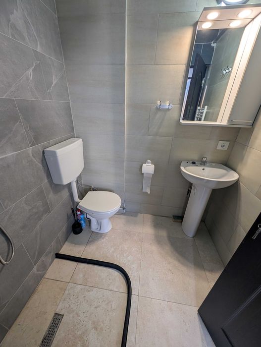 Garsonieră de închiriat